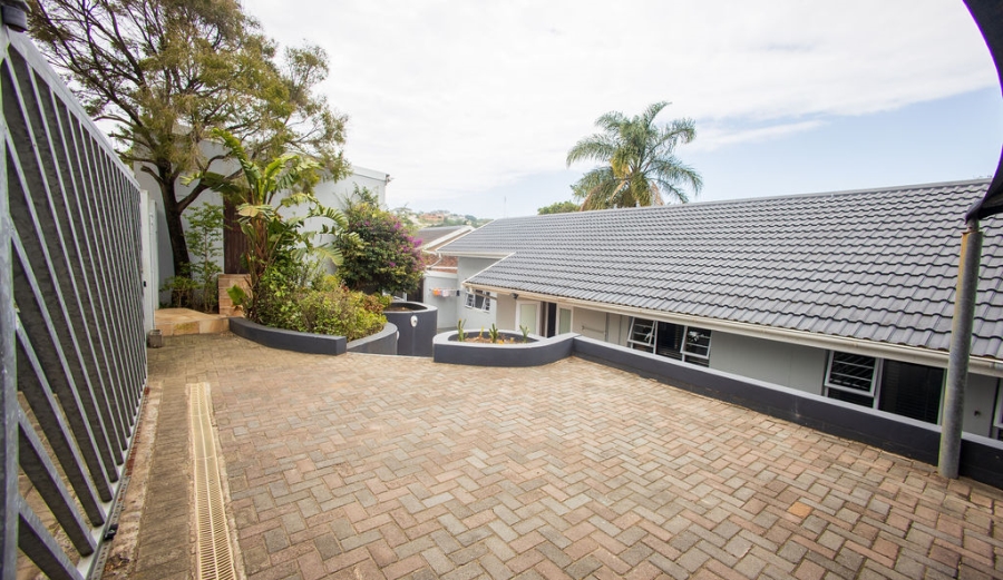 4 Bedroom Property for Sale in Nahoon Valley Park Eastern Cape